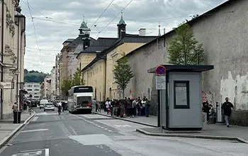 Bus Terminal Paris Lodron Strasse in Salzburg weTours