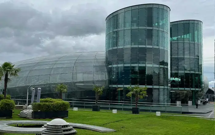 Hangar 7 Salzburg Red Bull Aviation Museum weTours Panorama Tour