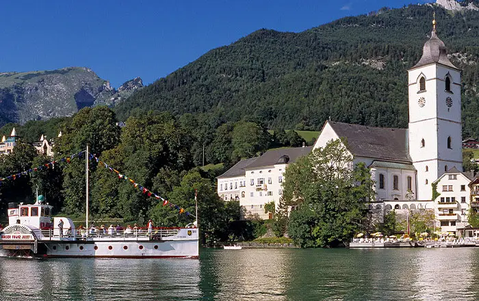 Wolfgangsee Boat Ride weTours Hallstatt Tour