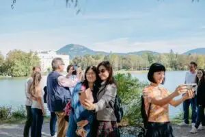 People taking pictures in front of Schloss Leopoldskron